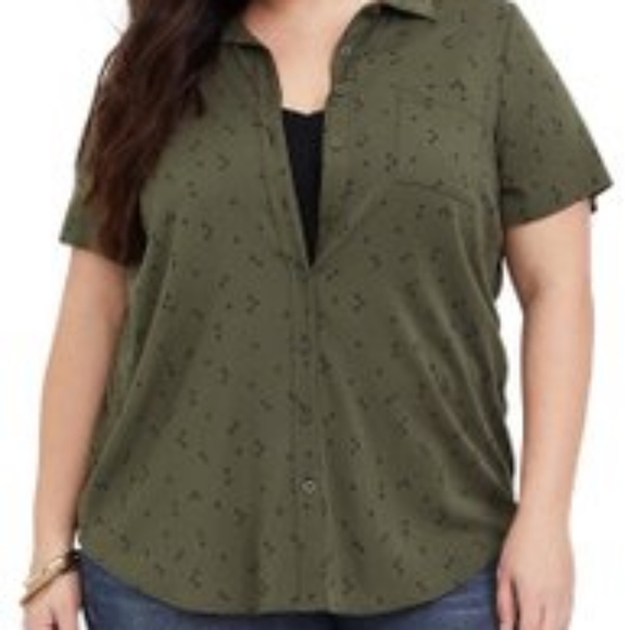 Torrid Olive Green button up Top - Picture 2 of 2